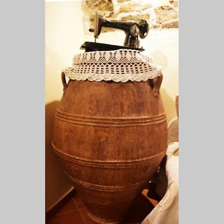 Traditional Cretan Stone House In The Center Of Crete Litos エクステリア 写真